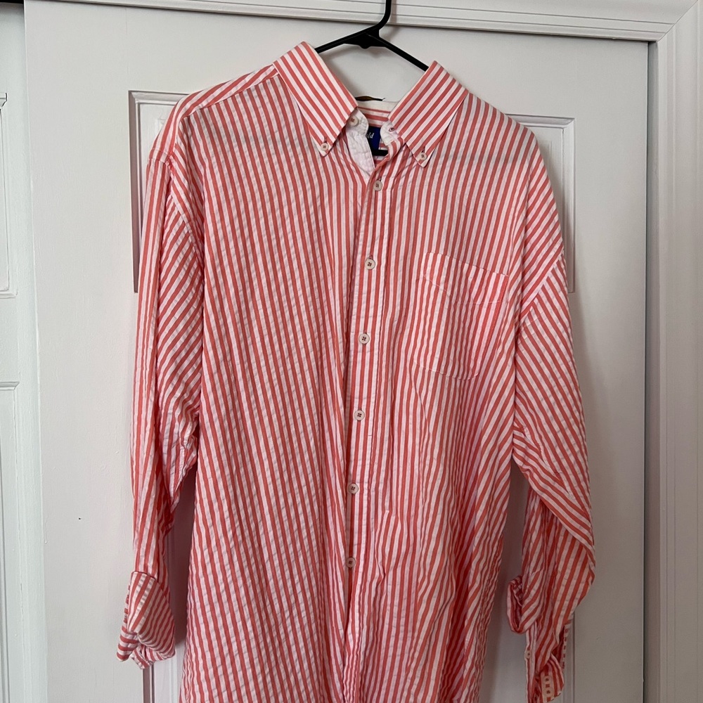 Morganfield men’s button down, size XL